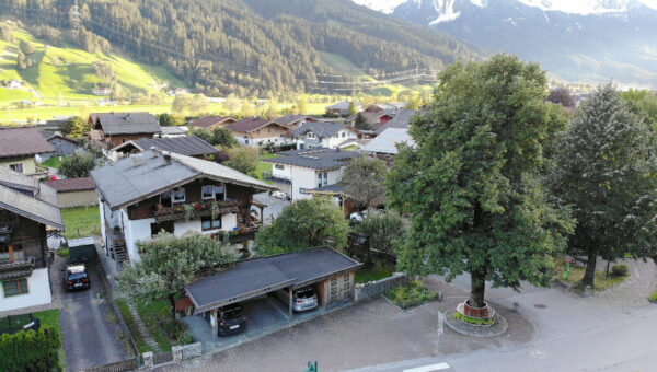 Rund um das Haus Hofer - Ferienwohnung in Bramberg am Wildkogel